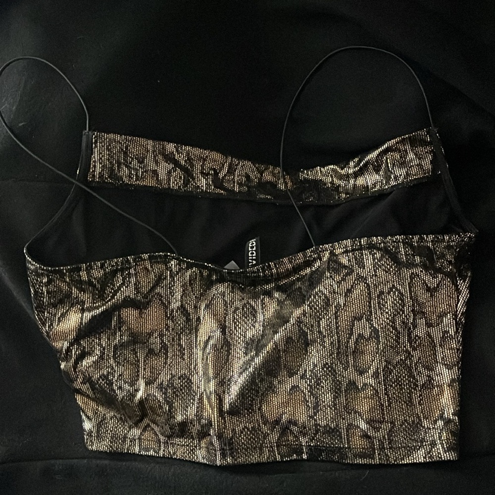Crop top - Picture 3 of 5